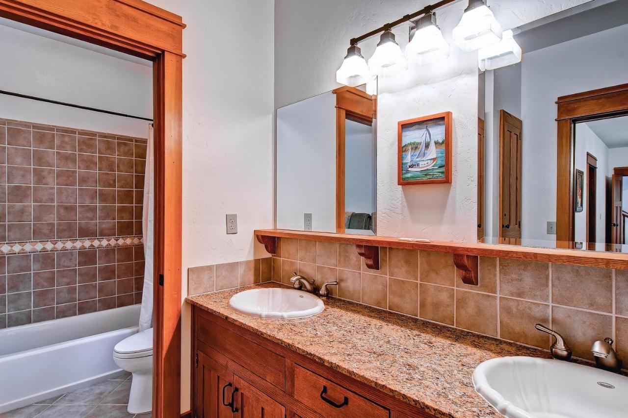 יוסמיטי ווסט Ahwahnichi Lodge מראה חיצוני תמונה